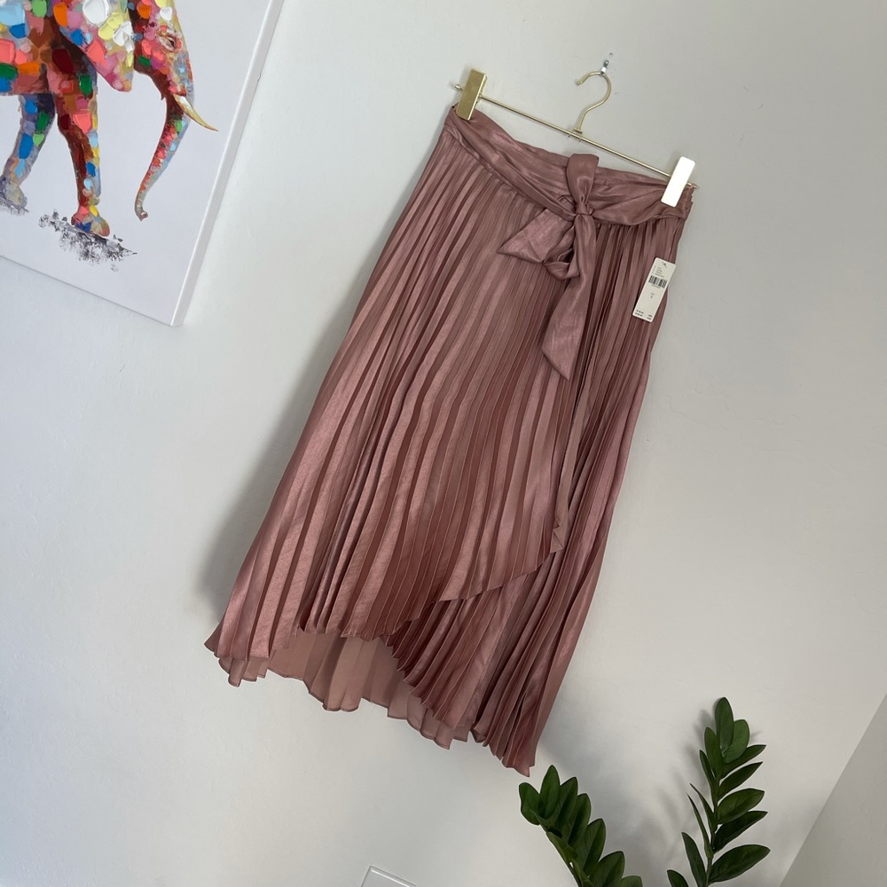🎉🎉HOST PICK🎉🎉Maeve x Anthropologie Pleated Rose Gold Skirt Sz 2 - Picture 2 of 7